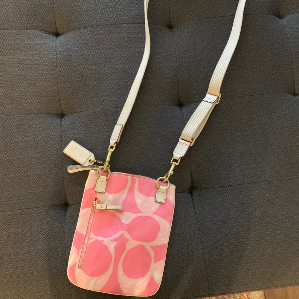 Coach Crossbody, Bubblegum Pink